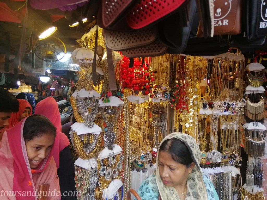 New Dhaka Market